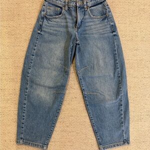 Girls barrel jeans